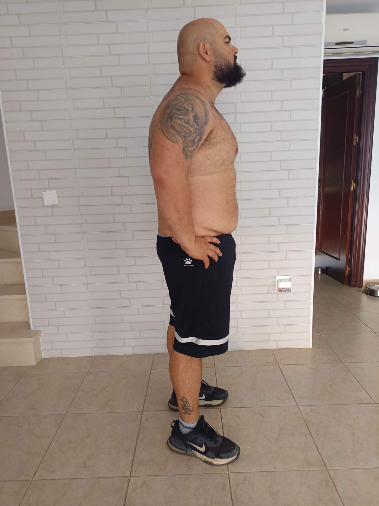 Gonzalo tras perder 30 kg, fotografía de perfil